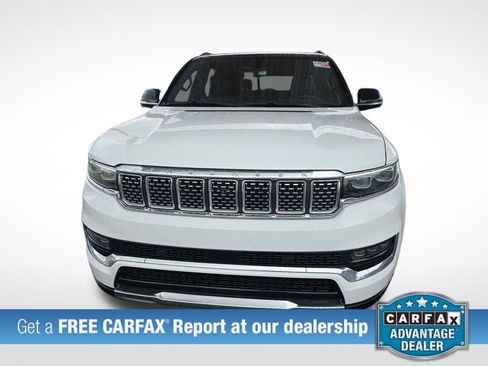 Used 2023 Jeep Grand Wagoneer 4WD image 2