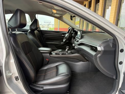 Used 2022 Nissan Altima 2.5 SR image 24