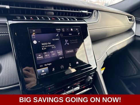 New 2025 Jeep Grand Cherokee Laredo image 29