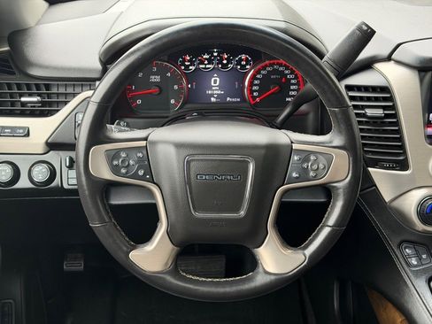 Used 2016 GMC Yukon Denali w/ Open Road Package image 18