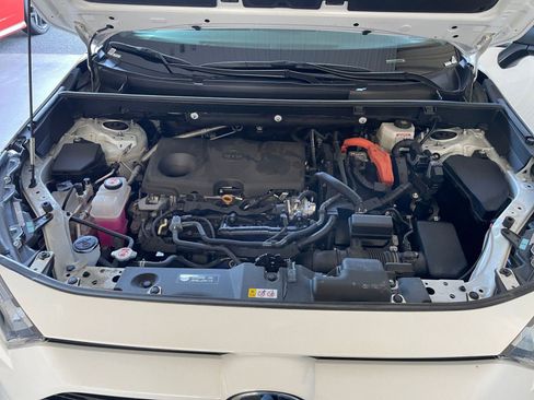 Used 2025 Toyota RAV4 LE image 30