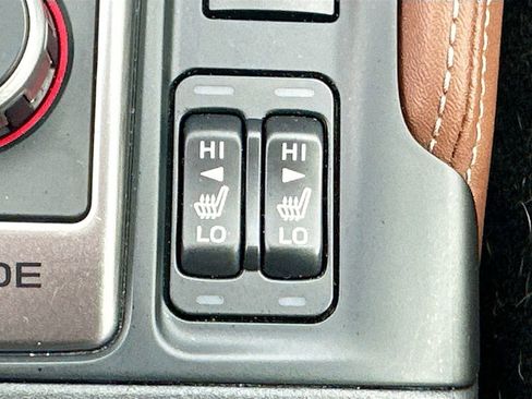Used 2021 Subaru Forester Touring w/ Popular Package #2 AWD/4WD image 19