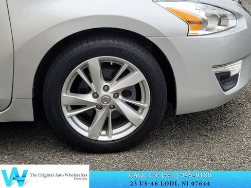 Used 2013 Nissan Altima 2.5 SV image 23