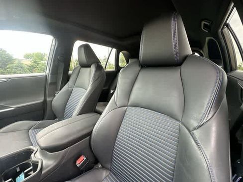 Used 2023 Toyota RAV4 XSE AWD/4WD image 16