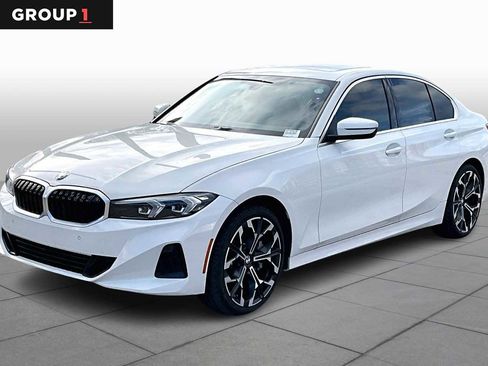 Used 2025 BMW 330i Sedan w/ Convenience Package image 1