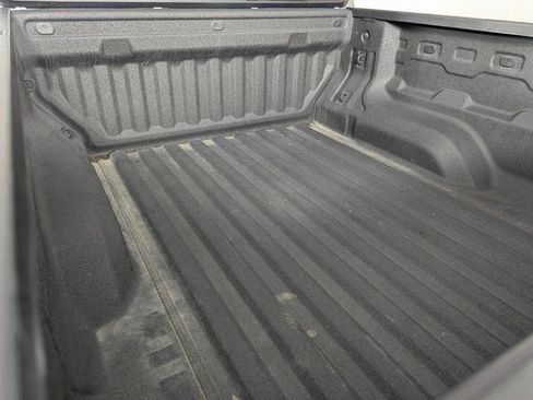 Used 2023 Chevrolet Colorado Z71 w/ Z71 Convenience Package 2 image 7