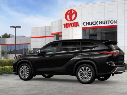 New 2026 Toyota Highlander Platinum image 5