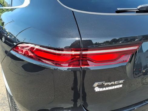 Used 2022 Jaguar F-PACE S AWD/4WD image 15
