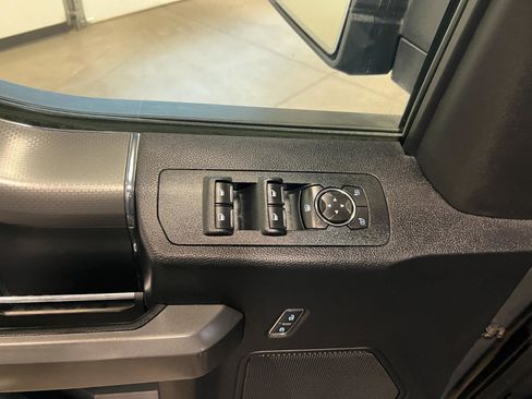 Used 2016 Ford F150 XLT w/ Equipment Group 302A Luxury AWD/4WD image 25