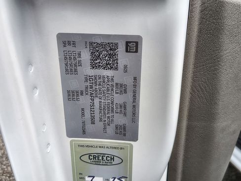 New 2025 GMC Savana 2500 w/ Driver Convenience Package image 30