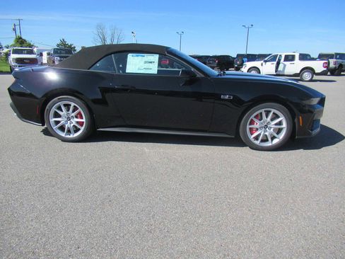 New 2025 Ford Mustang GT Premium image 4