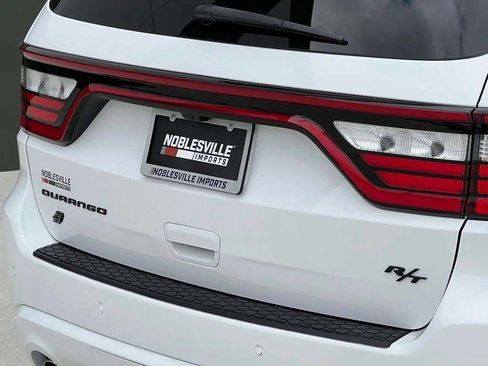 Used 2018 Dodge Durango R/T w/ Blacktop Package AWD/4WD image 34
