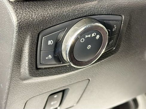 Used 2019 Ford F250 Lariat w/ Snow Plow Prep Package AWD/4WD image 10