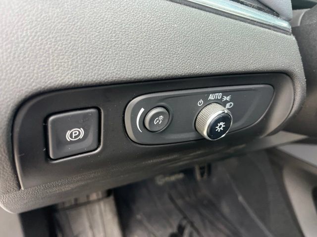 Used 2018 Buick Enclave Premium w/ Trailering Package FWD image 15