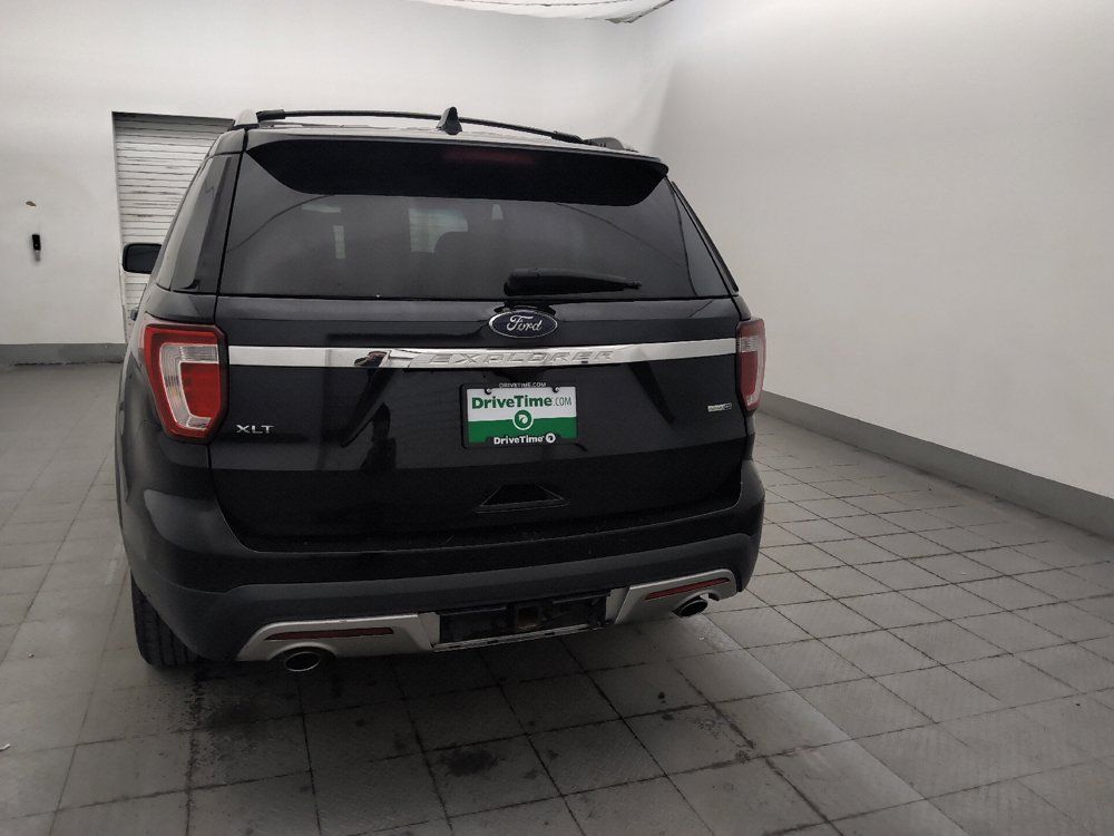 Used 2016 Ford Explorer XLT w/ Equipment Group 202A AWD/4WD image 6