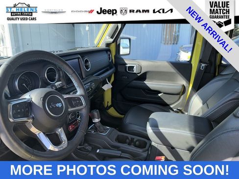 Used 2023 Jeep Wrangler Unlimited Rubicon 4xe w/ Steel Bumper Group AWD/4WD image 13