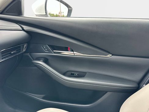 Used 2024 MAZDA CX-30 AWD 2.5 S w/ Preferred Package image 18