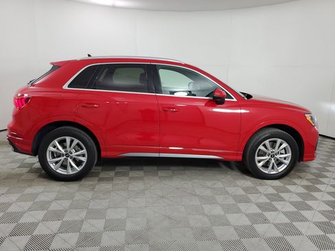 Certified 2022 Audi Q3 2.0T Premium w/ Convenience Package image 12