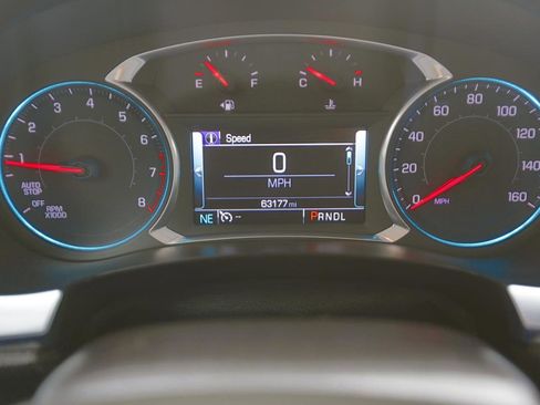 Used 2018 Chevrolet Traverse Premier w/ Driver Confidence II Package FWD image 7