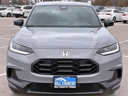 Certified 2026 Honda HR-V Sport image 9