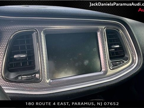 Used 2016 Dodge Challenger SRT Hellcat image 21