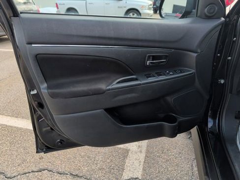 Used 2022 Mitsubishi Outlander Sport ES image 13