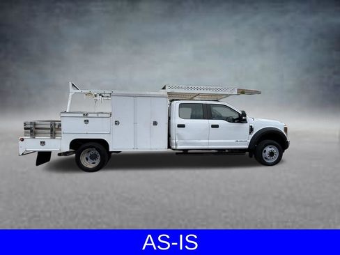 Used 2019 Ford F550 2WD Crew Cab Super Duty image 3