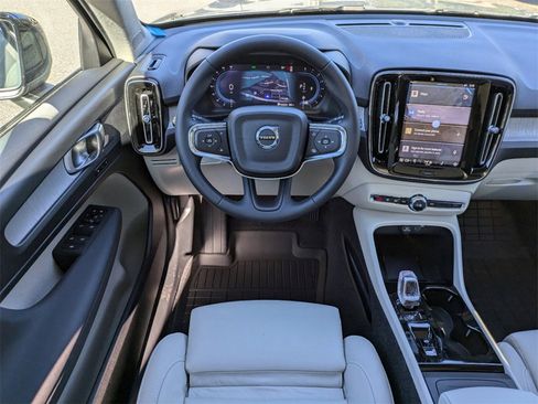 New 2025 Volvo XC40 B5 Plus w/ Climate Package image 15