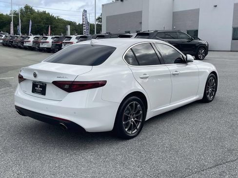 Used 2018 Alfa Romeo Giulia AWD image 7