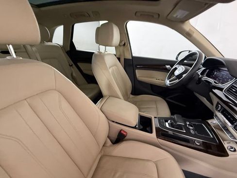Used 2019 Audi Q5 2.0T Premium Plus w/ Premium Plus Package AWD/4WD image 44