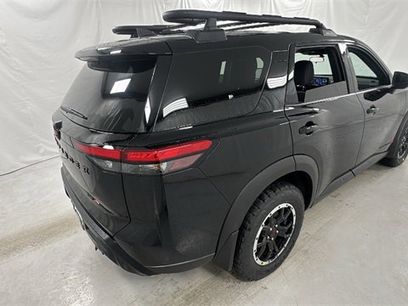 New 2026 Nissan Pathfinder SV