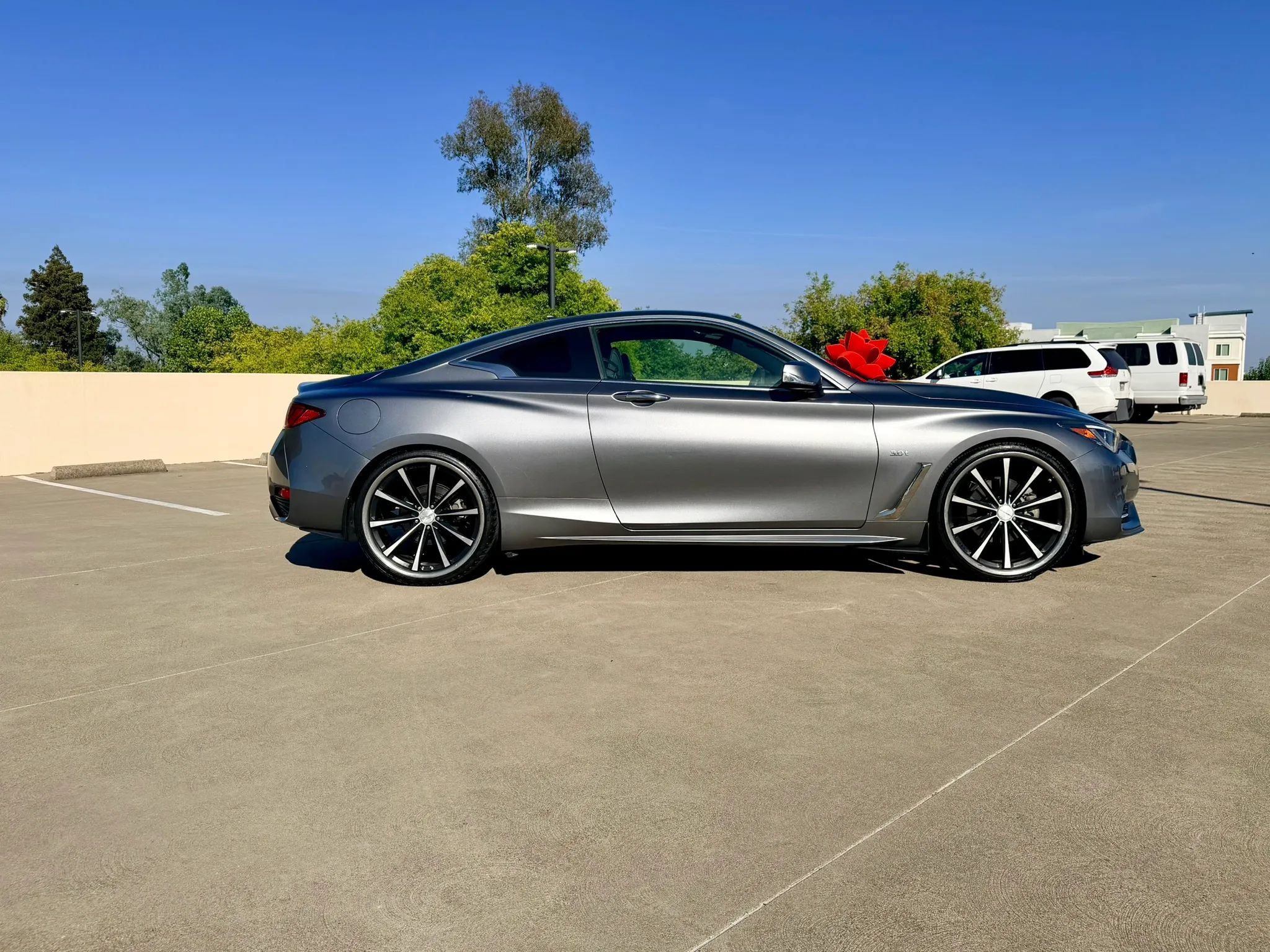 Used 2019 INFINITI Q60 3.0t w/ Cargo Package RWD image 8