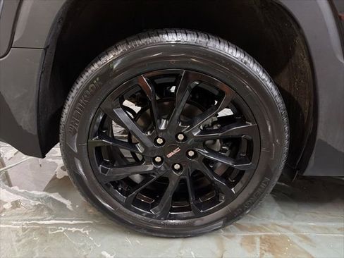 Used 2023 GMC Terrain SLT w/ Elevation Edition image 26