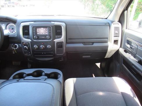 Used 2024 RAM 1500 Classic SLT image 14