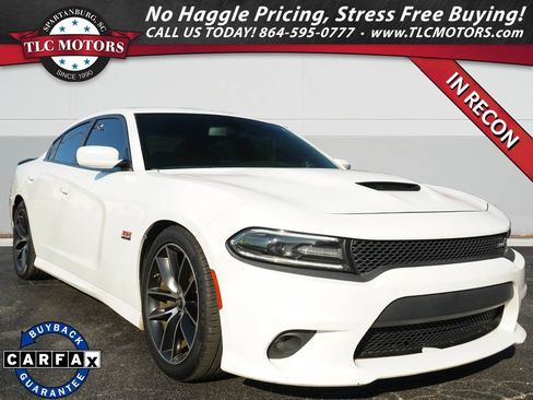 Used 2018 Dodge Charger R/T Scat Pack RWD image 1