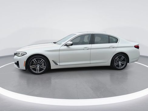Used 2023 BMW 530i xDrive w/ Convenience Package AWD/4WD image 5