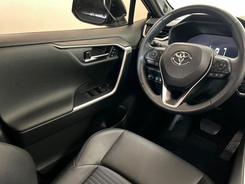 Used 2023 Toyota RAV4 XSE AWD/4WD image 12