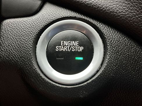 Used 2019 Chevrolet Equinox LT AWD/4WD image 18