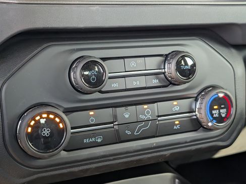 New 2025 Ford Bronco image 17