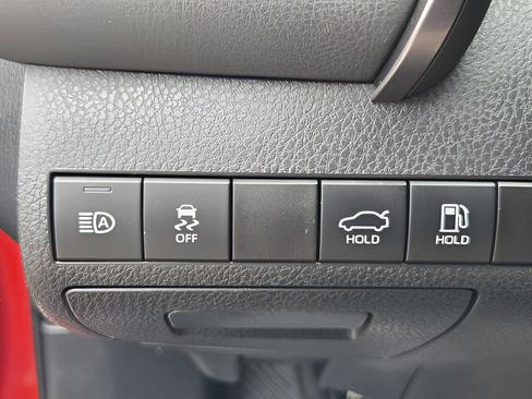 Used 2022 Toyota Camry SE image 24