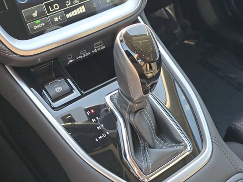 New 2025 Subaru Outback Premium image 28