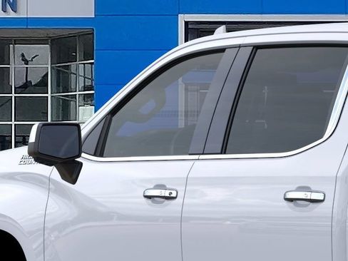 New 2026 Chevrolet Silverado 1500 High Country AWD/4WD image 14