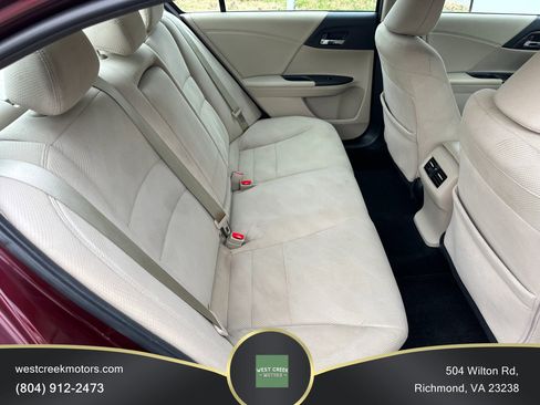 Used 2016 Honda Accord EX image 12