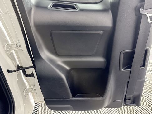 Used 2022 Toyota Tacoma SR image 23