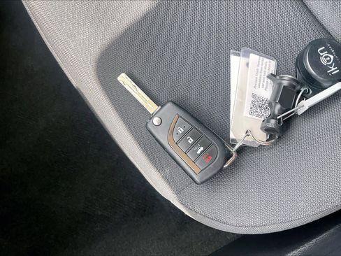 Used 2024 Toyota Corolla LE image 14