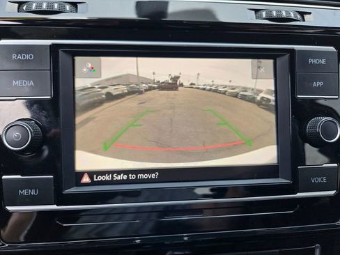 Used 2021 Volkswagen GTI S FWD image 7