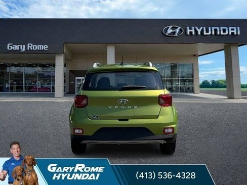 Certified 2023 Hyundai Venue SEL FWD image 12