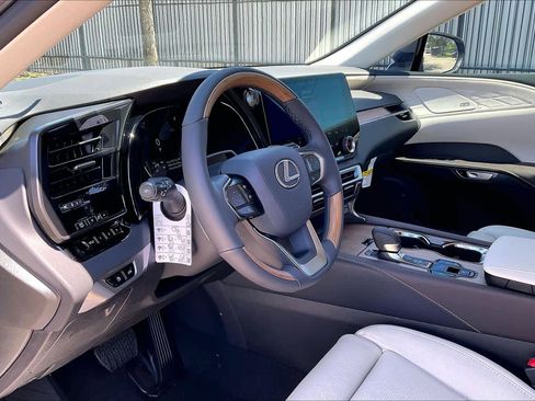 New 2026 Lexus RX 350 FWD image 10