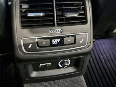 Used 2019 Audi A4 2.0T Premium Plus w/ Premium Plus Package AWD/4WD image 28