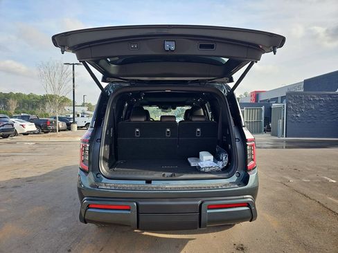 New 2026 Nissan Armada Platinum image 18